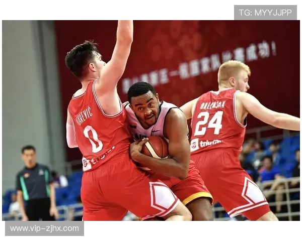 杭州篮球队在世界锦标赛中的灵活性表现与战术创新分析