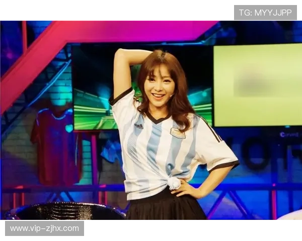 柳岩热评足球明星表现引发热议球迷与明星之间的互动新趋势